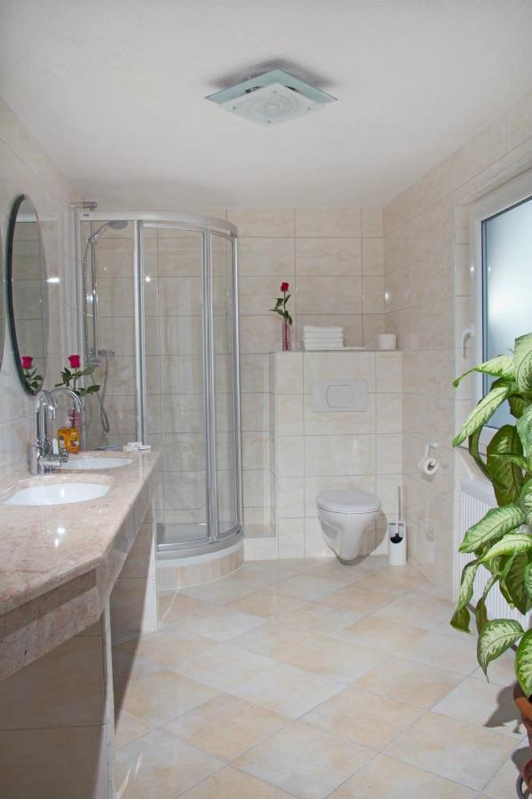 וונזידל Hotel Albergo Mamma Rosa מראה חיצוני תמונה